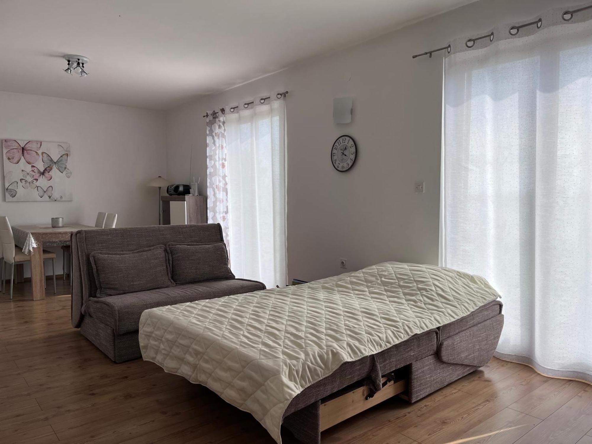 Lupoglav  Apartment Vista מראה חיצוני תמונה